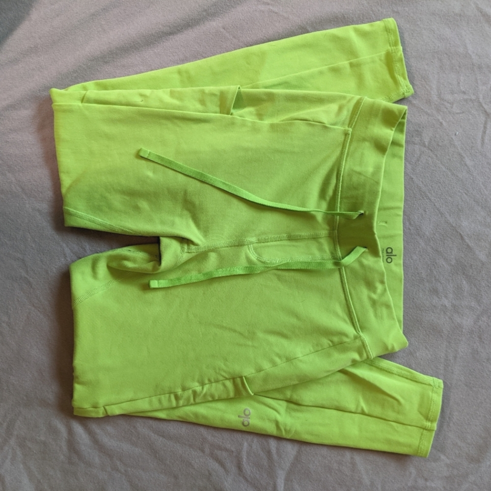 Alo lime green 7/8 High-Waist Checkpoint Legging